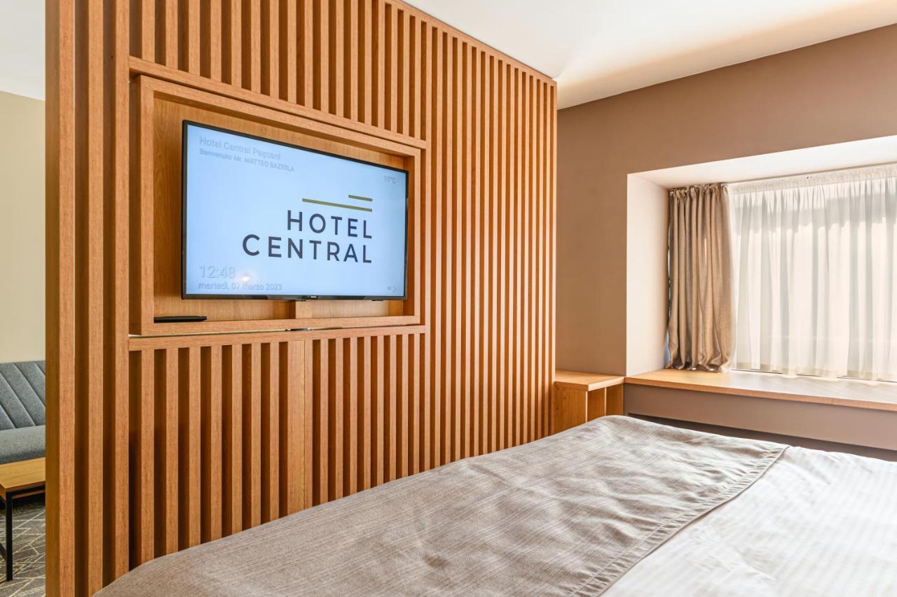 Hotel Central Pascani Esterno foto